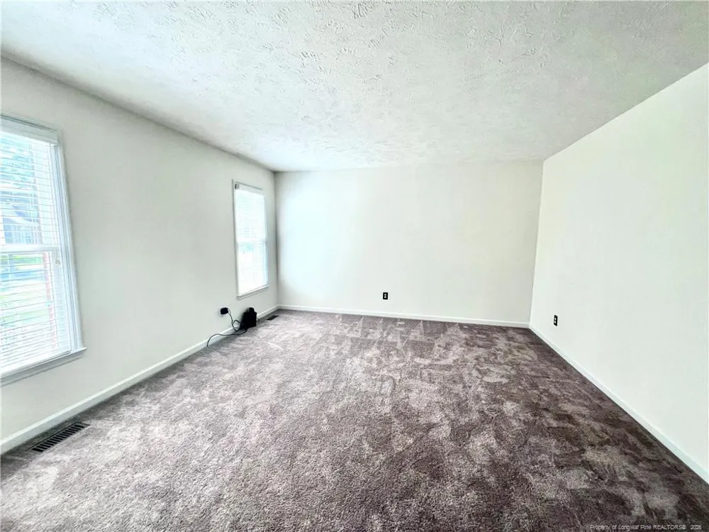 6113 Castlebrooke Lane Linden, NC 28356