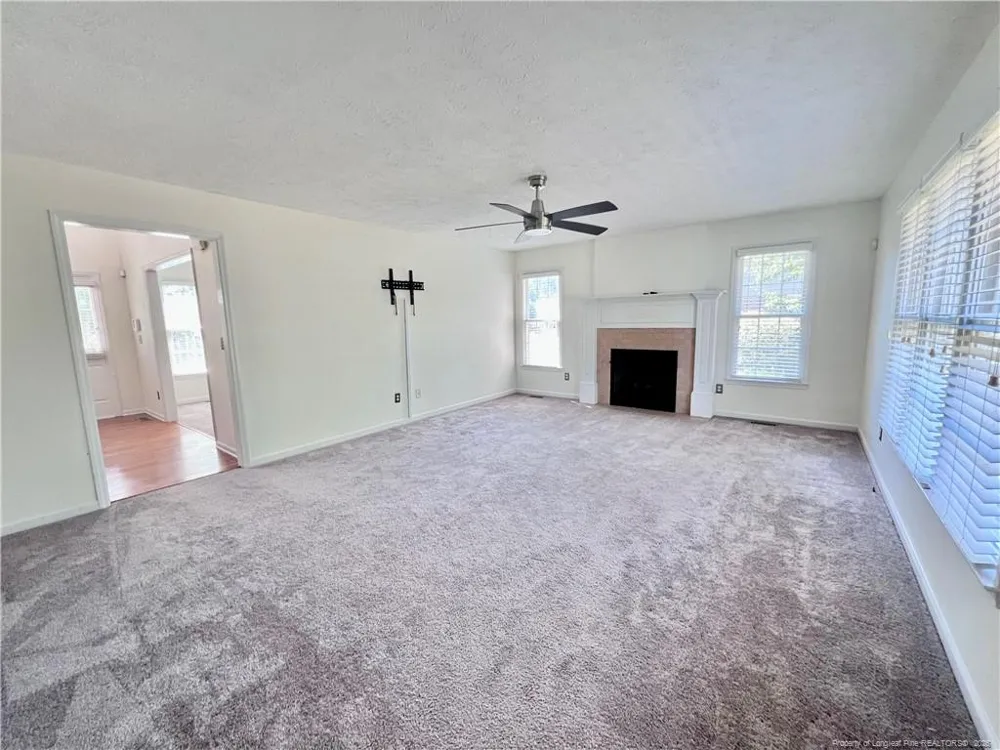 6113 Castlebrooke Lane Linden, NC 28356
