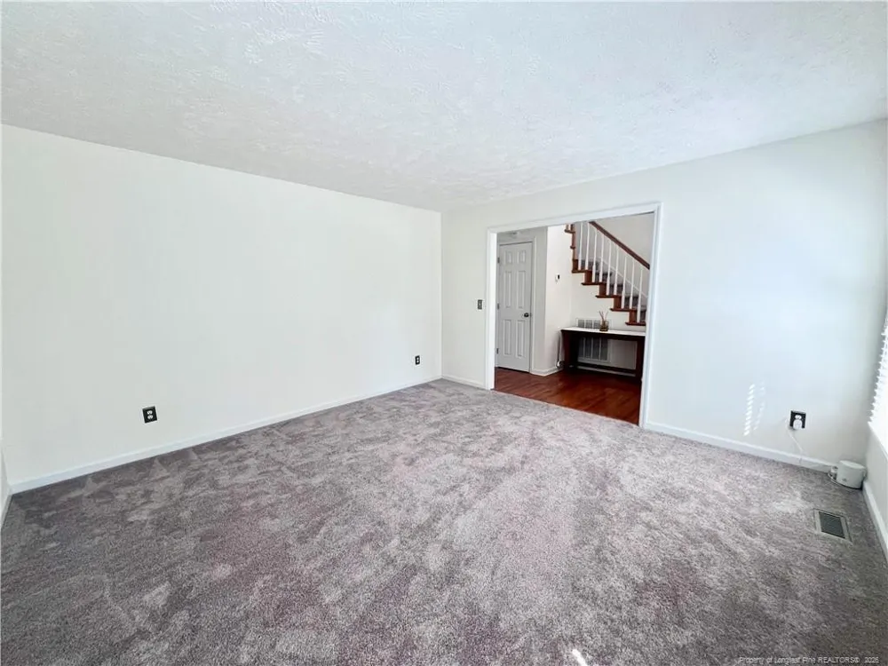 6113 Castlebrooke Lane Linden, NC 28356