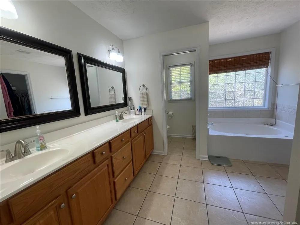 6113 Castlebrooke Lane Linden, NC 28356
