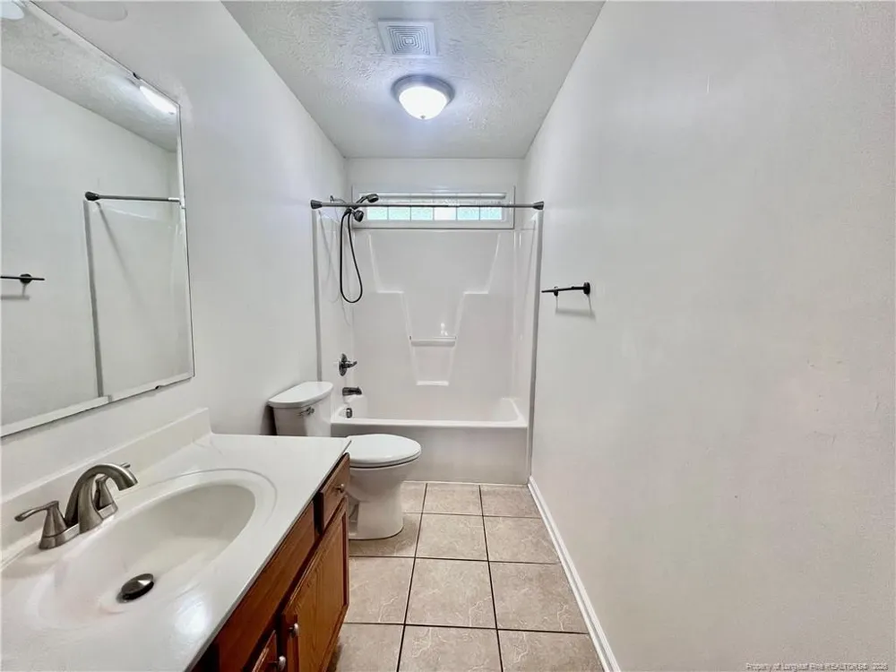 6113 Castlebrooke Lane Linden, NC 28356