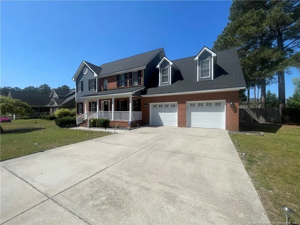 6113 Castlebrooke Lane Linden, NC 28356