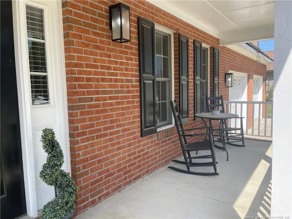 6113 Castlebrooke Lane Linden, NC 28356