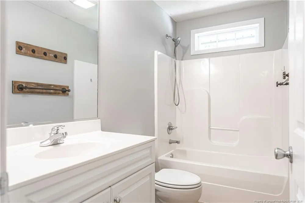102 Sheffield Lane West End, NC 27376