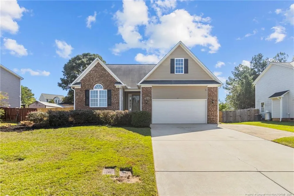 37 Pender Road Spring Lake, NC 28390