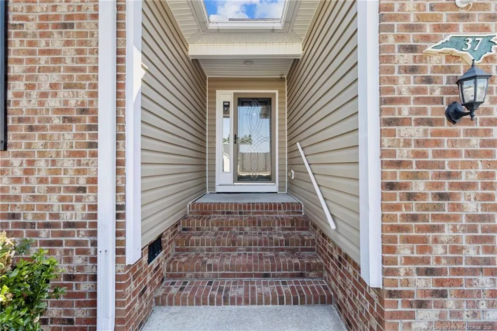 37 Pender Road Spring Lake, NC 28390