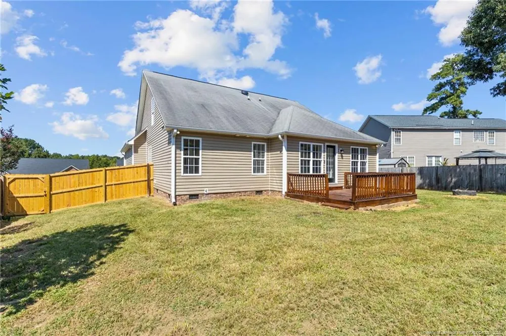 37 Pender Road Spring Lake, NC 28390