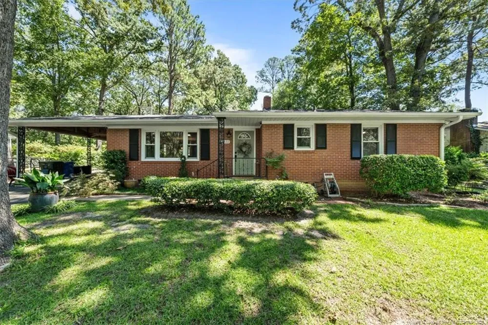 4332 Lakeside Drive Fayetteville, NC 28311