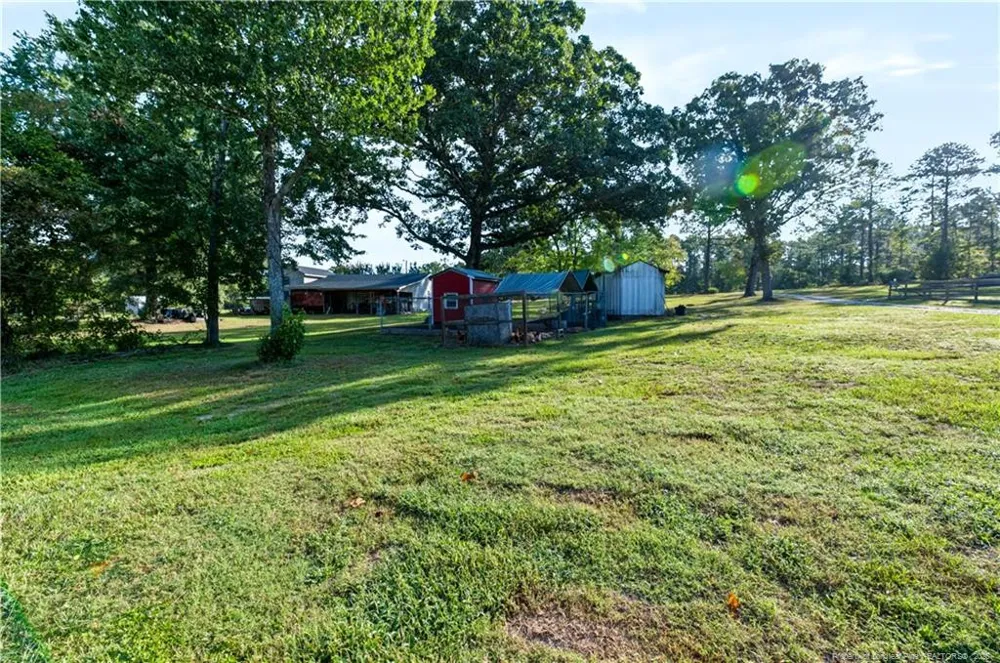 332 & 338 Docs Road Lillington, NC 27546