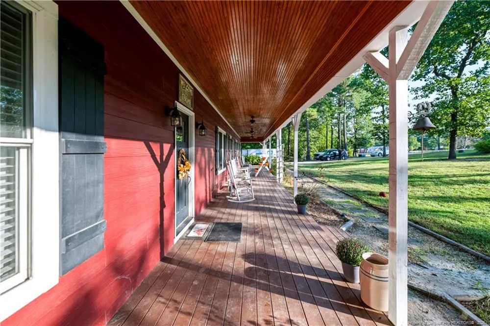 332 & 338 Docs Road Lillington, NC 27546