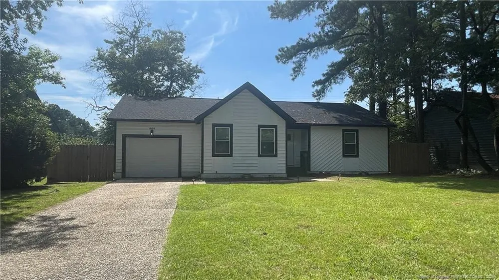 909 Whitcomb Drive Fayetteville, NC 28311
