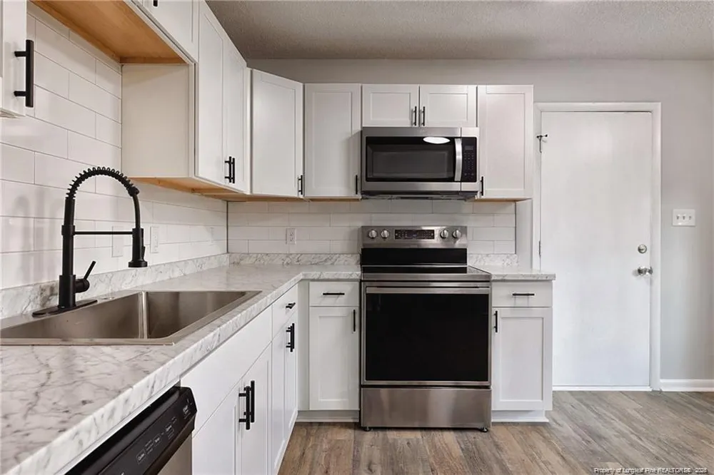 909 Whitcomb Drive Fayetteville, NC 28311