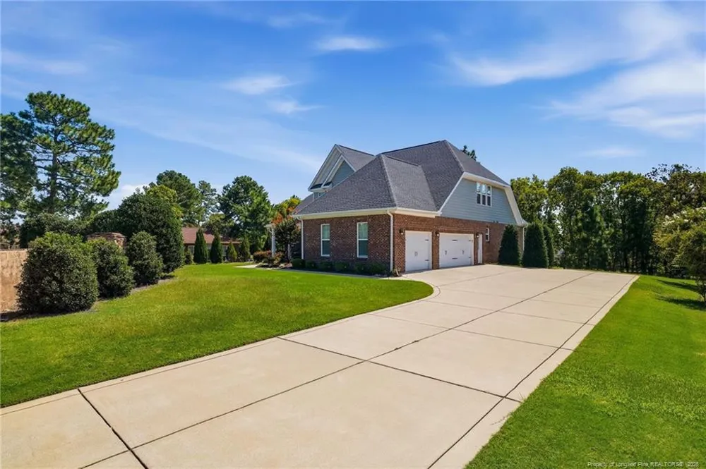 505 SWAN ISLAND COURT Fayetteville, NC 28311