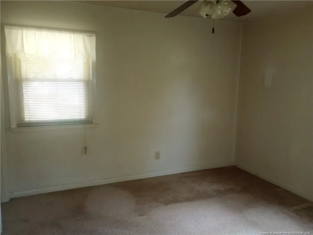5108 Queensdale Drive Fayetteville, NC 28304