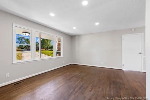 3216 Guy Circle Fayetteville, NC 28303