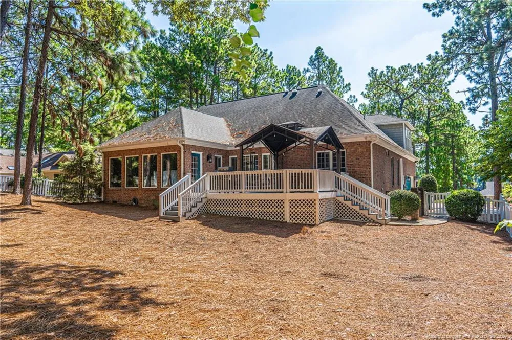 725 Lake Forest Drive E Pinehurst, NC 28374