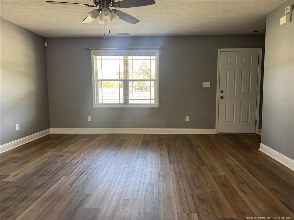 1129 Fairhaven Trail Hope Mills, NC 28348
