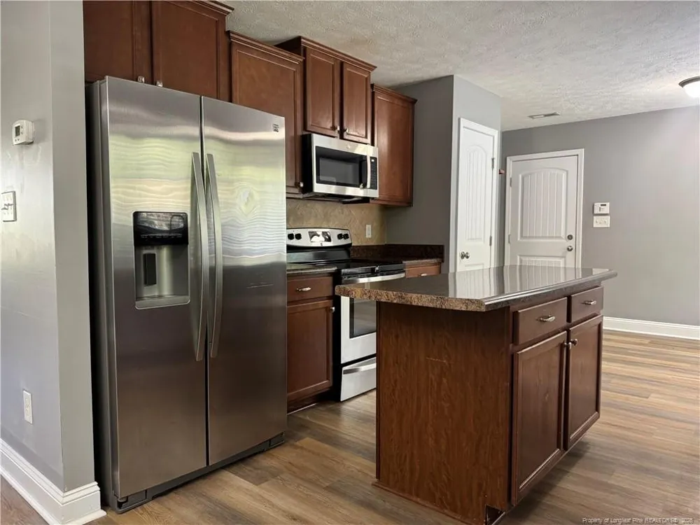 1129 Fairhaven Trail Hope Mills, NC 28348