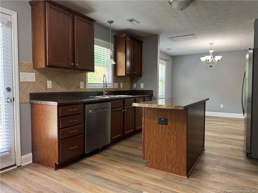 1129 Fairhaven Trail Hope Mills, NC 28348