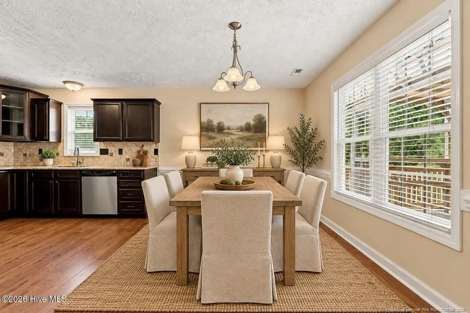 184 Hampshire Court Raeford, NC 28376