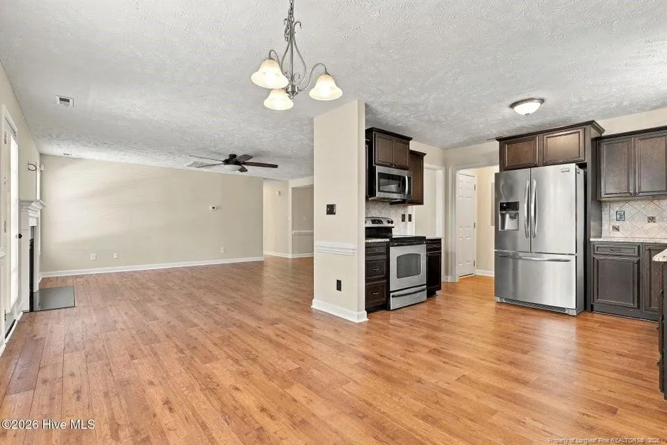 184 Hampshire Court Raeford, NC 28376