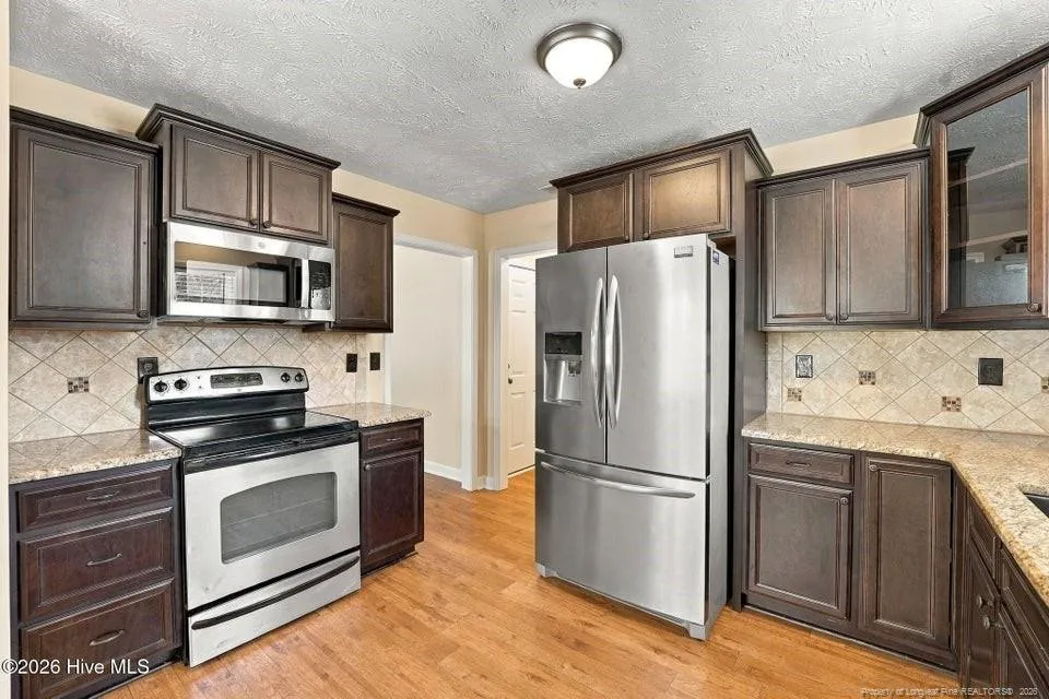 184 Hampshire Court Raeford, NC 28376