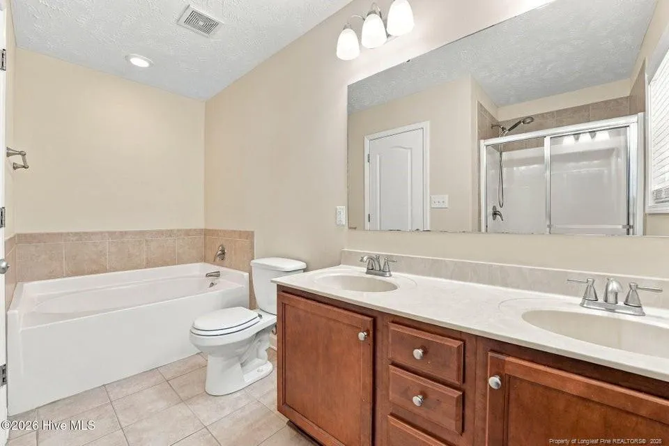 184 Hampshire Court Raeford, NC 28376