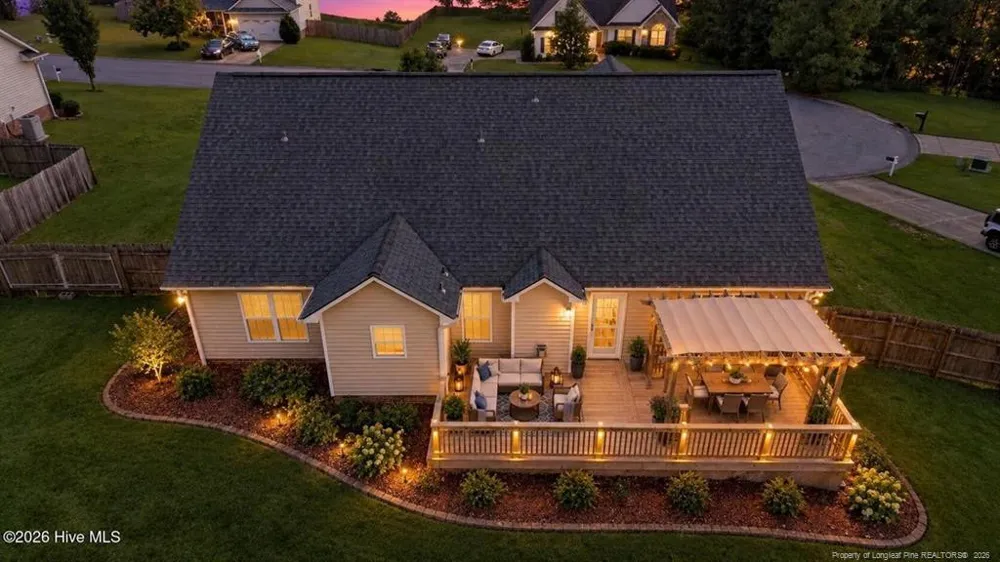 184 Hampshire Court Raeford, NC 28376
