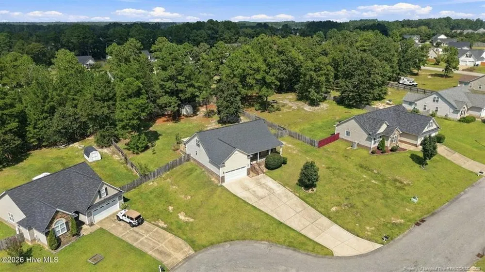 184 Hampshire Court Raeford, NC 28376