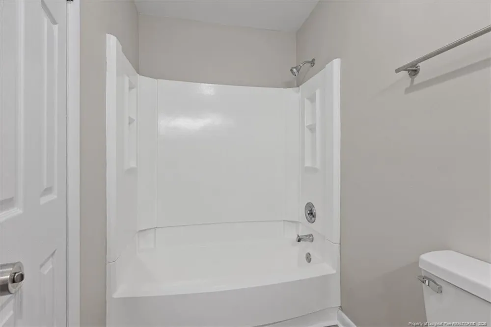 2034 Windlock Drive Fayetteville, NC 28304