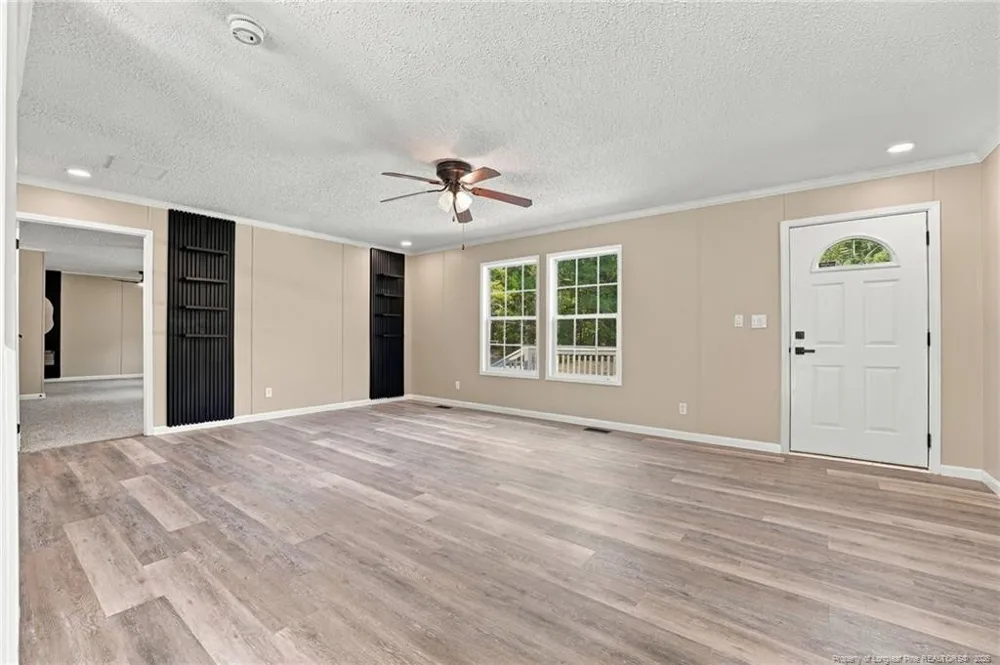201 Castle Creek Drive Raeford, NC 28376