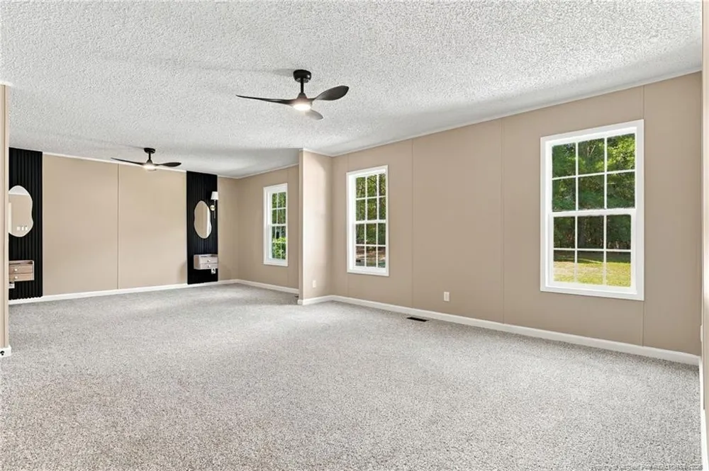 201 Castle Creek Drive Raeford, NC 28376
