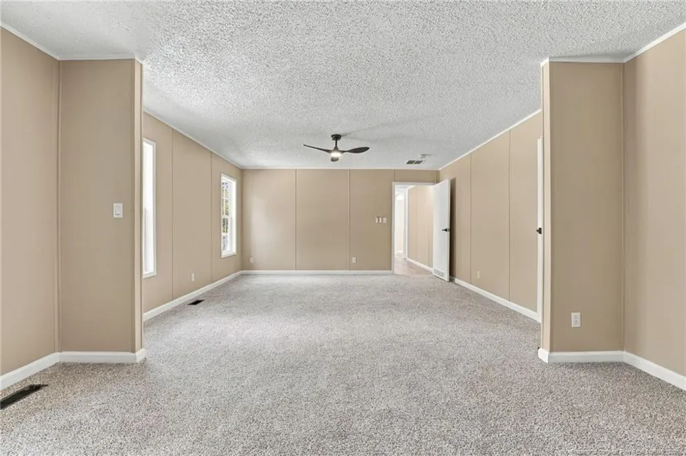 201 Castle Creek Drive Raeford, NC 28376