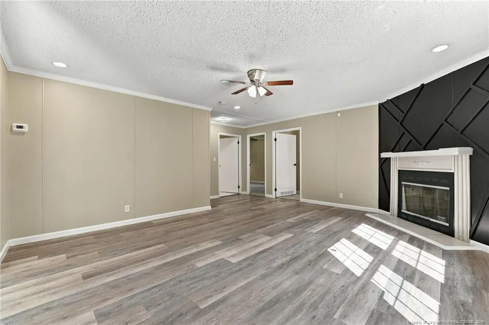 201 Castle Creek Drive Raeford, NC 28376