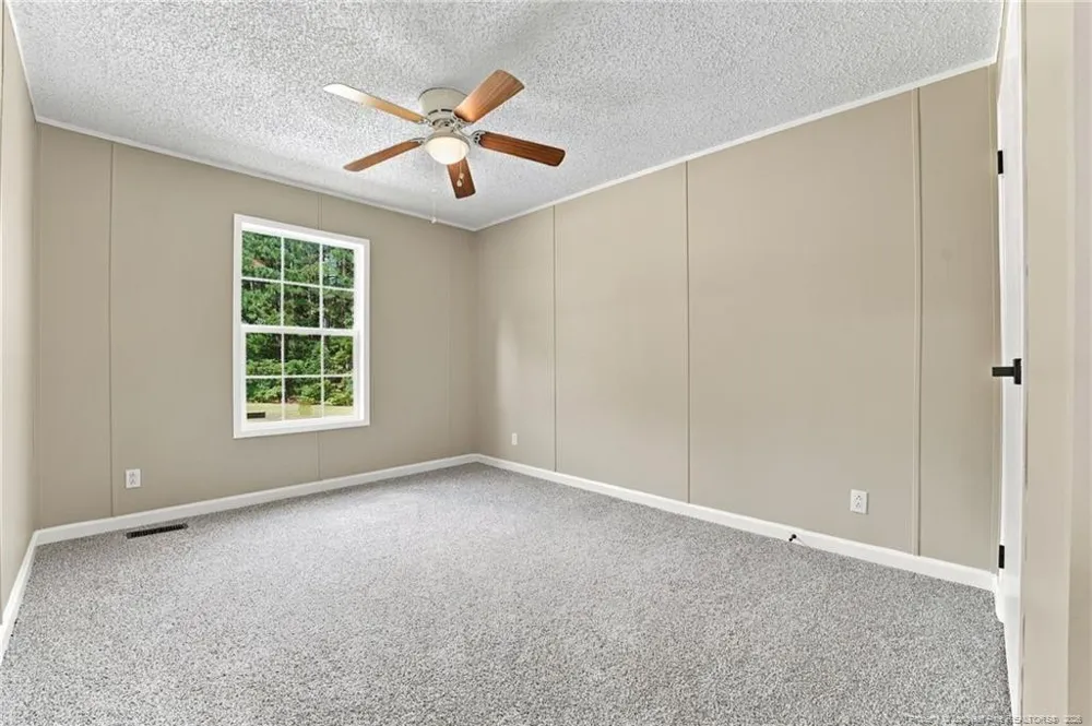 201 Castle Creek Drive Raeford, NC 28376