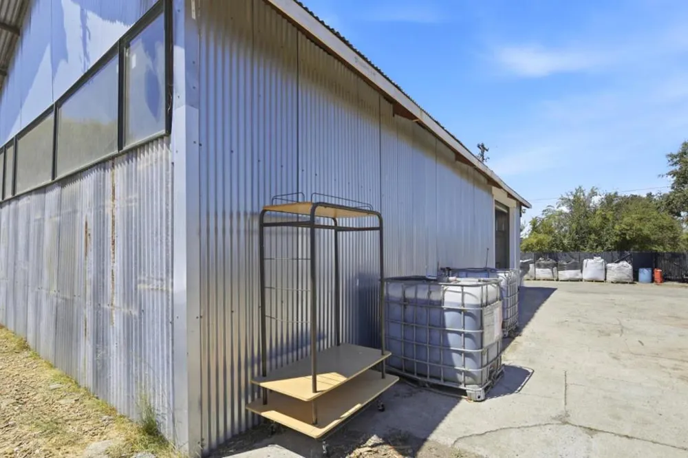 10095 Monterey Road Gilroy, CA 95020
