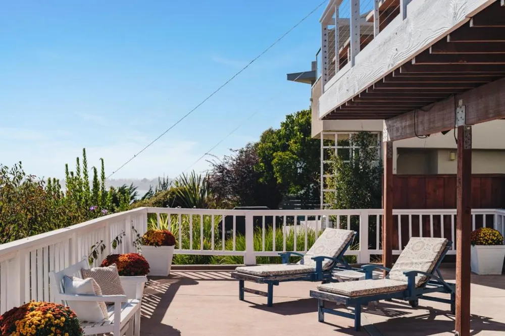 106 Mar Vista Drive Aptos, CA 95003