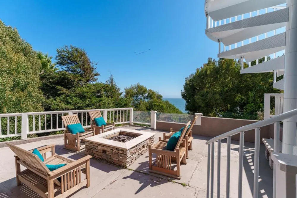 106 Mar Vista Drive Aptos, CA 95003