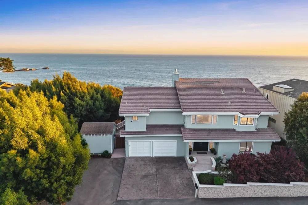 106 Mar Vista Drive Aptos, CA 95003
