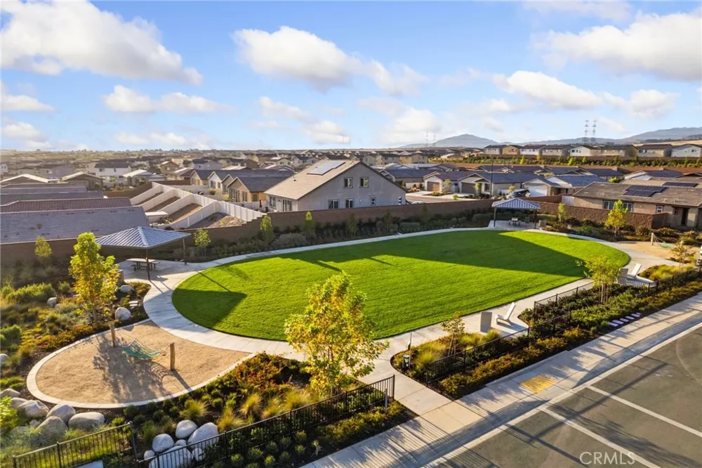 1702 Magnolia Place Banning, CA 92220