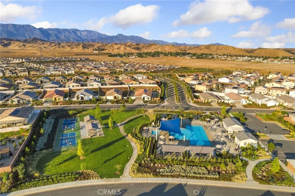 1702 Magnolia Place Banning, CA 92220