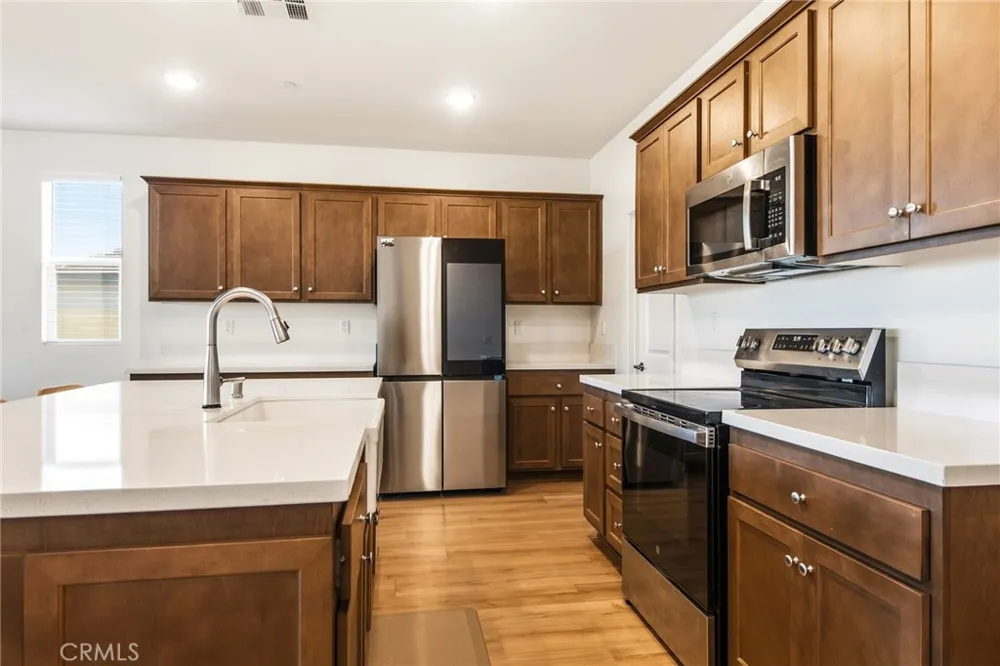 1702 Magnolia Place Banning, CA 92220