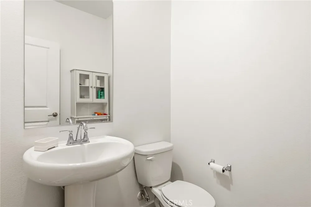 1702 Magnolia Place Banning, CA 92220