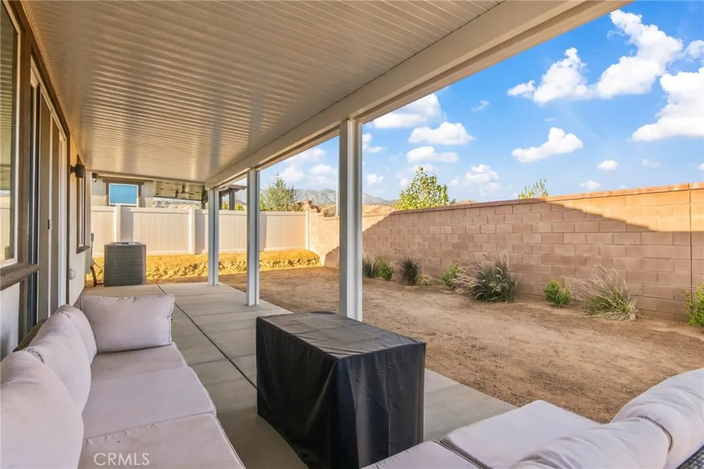1702 Magnolia Place Banning, CA 92220