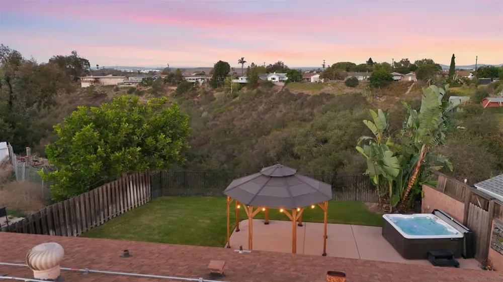 5241 Jamestown San Diego, CA 92117