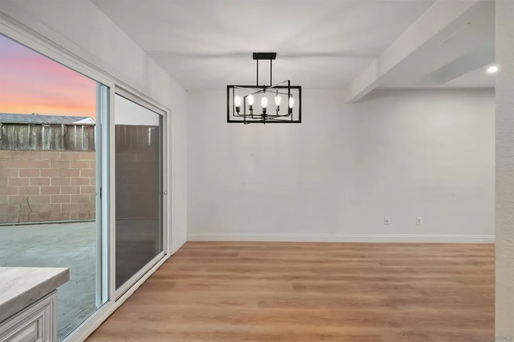 5241 Jamestown San Diego, CA 92117