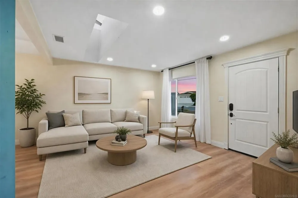 5241 Jamestown San Diego, CA 92117
