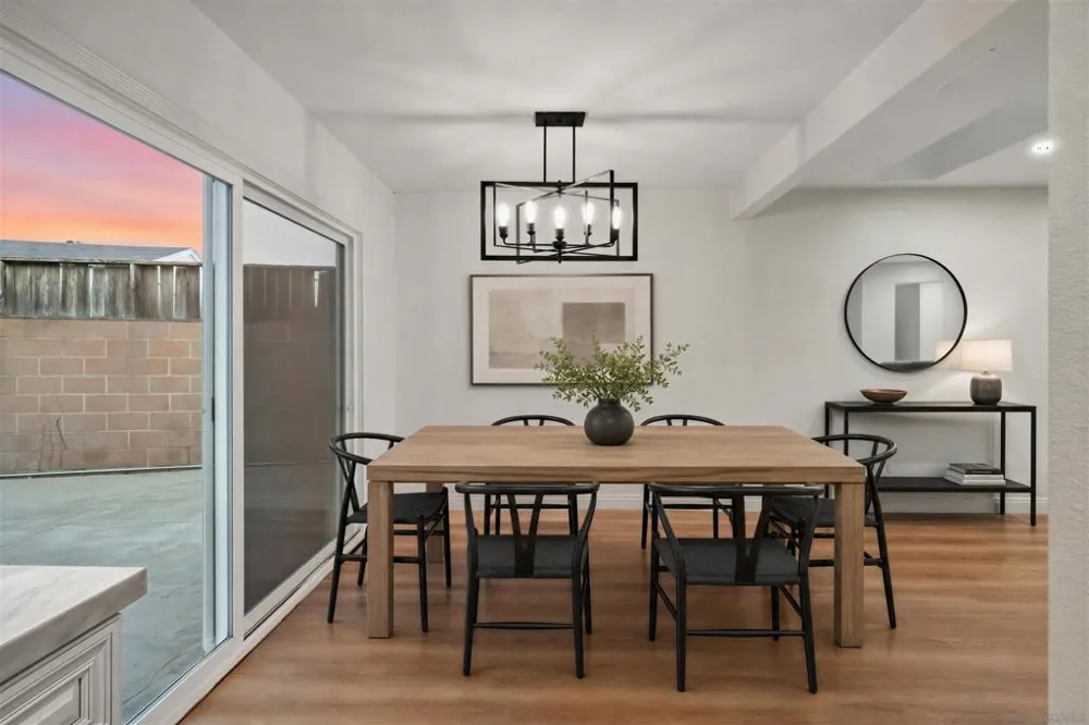 5241 Jamestown San Diego, CA 92117