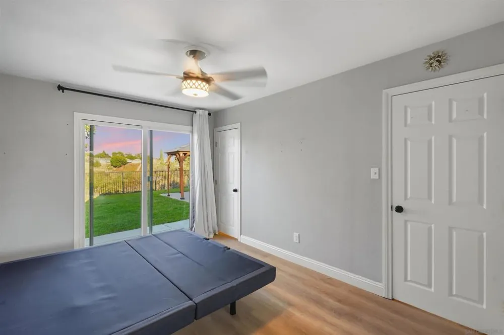 5241 Jamestown San Diego, CA 92117