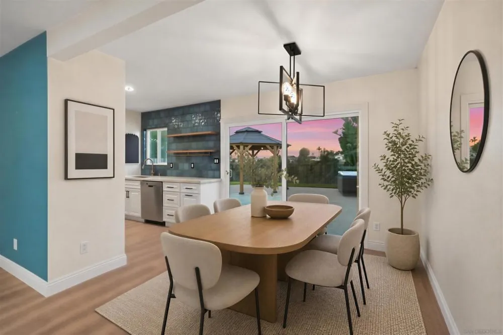 5241 Jamestown San Diego, CA 92117